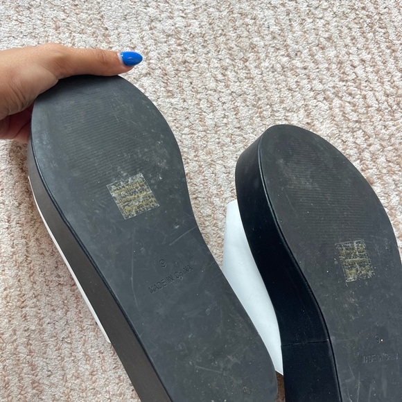 Princess Polly Platform Women's White Slide Sandals - Picture 6 of 7